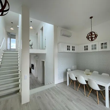 Beautiful Penthouse Apartment With Terrace - 4 Minute Walk To The Beach Troia Zewnętrze zdjęcie