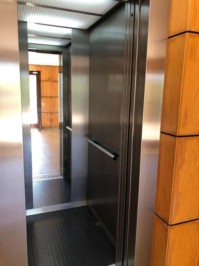 Apartment Beautiful Penthouse With Terrace - 4 Minute Walk To The Troia
